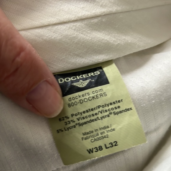 Dockers Pants - Picture 4 of 5